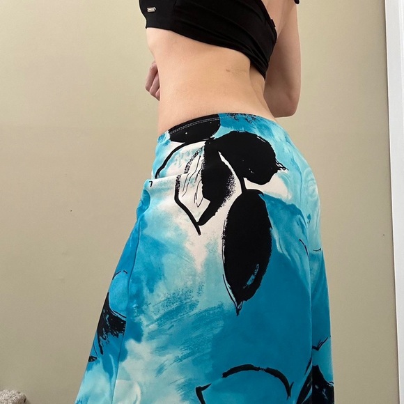 Y2K blue floral skirt - Picture 4 of 7